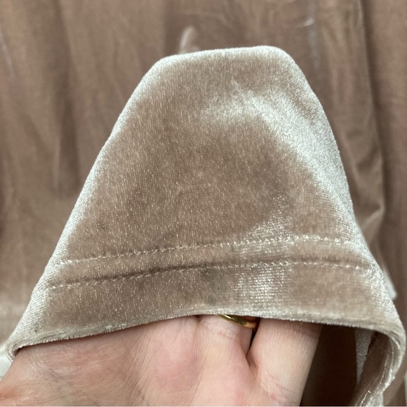 REVELRY Dawson Velvet Dress - Picture 16 of 16